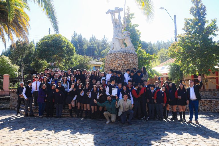 ¡Felicitamos a nuestros estudiantes de la RED Educativa Municipal de Vichuquén por sus logros en el SIMCE 2025!