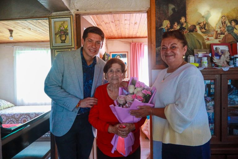 97 años de historias y sabiduría: ¡Feliz cumpleaños, Doña Rosa!