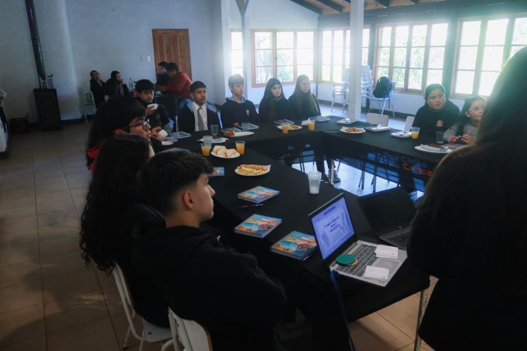 Vichuquén impulsa la participación juvenil con la creación de nuevos Consejos Consultivos