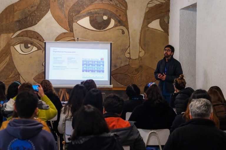 FUNCIONARIOS DE SALUD PARTICIPAN EN CAPACITACIÓN SOBRE ACREDITACIÓN EN CALIDAD