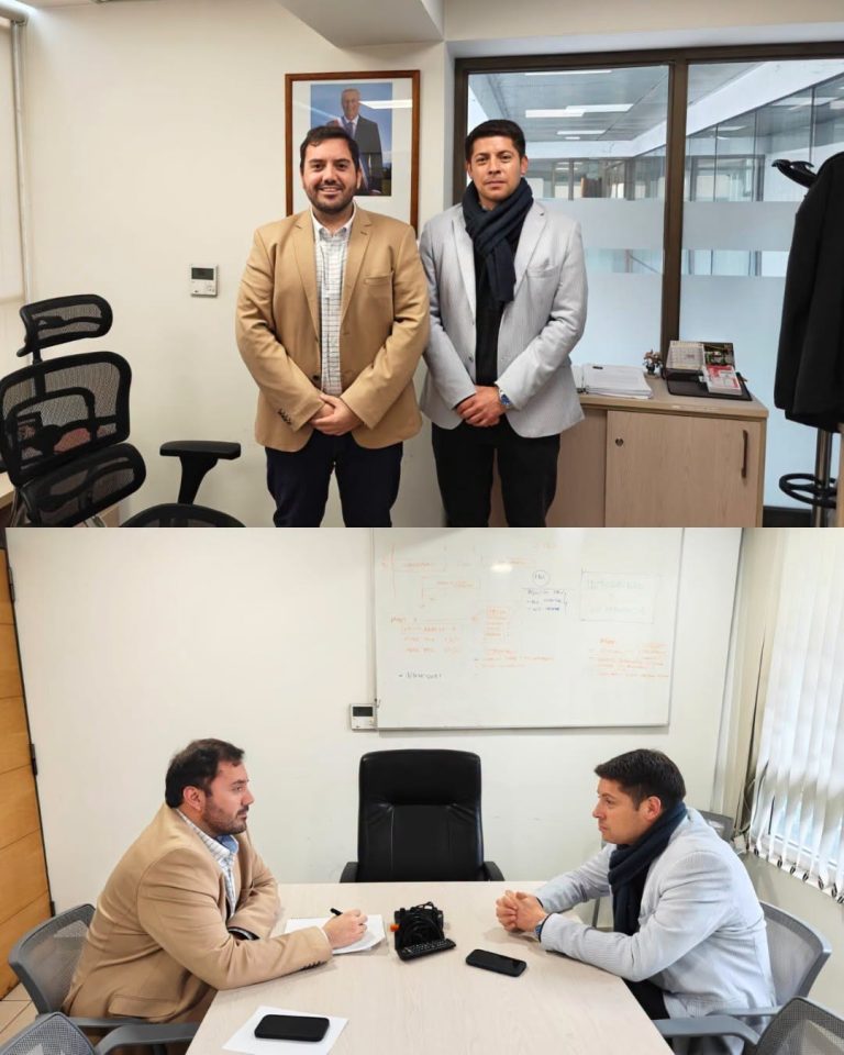  ¡TRABAJANDO JUNTOS POR MEJORES CAMINOS PARA NUESTRA COMUNA! 