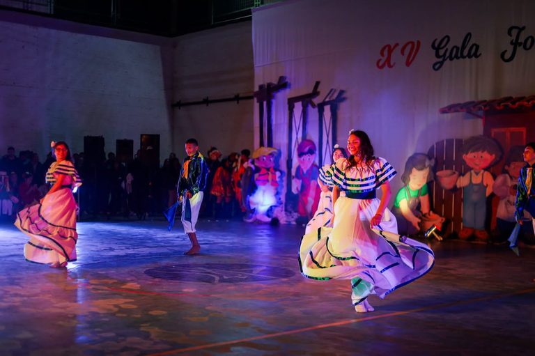 ¡El talento y nuestras tradiciones se toman la Gala Folclórica del Liceo Nuevo Horizonte!